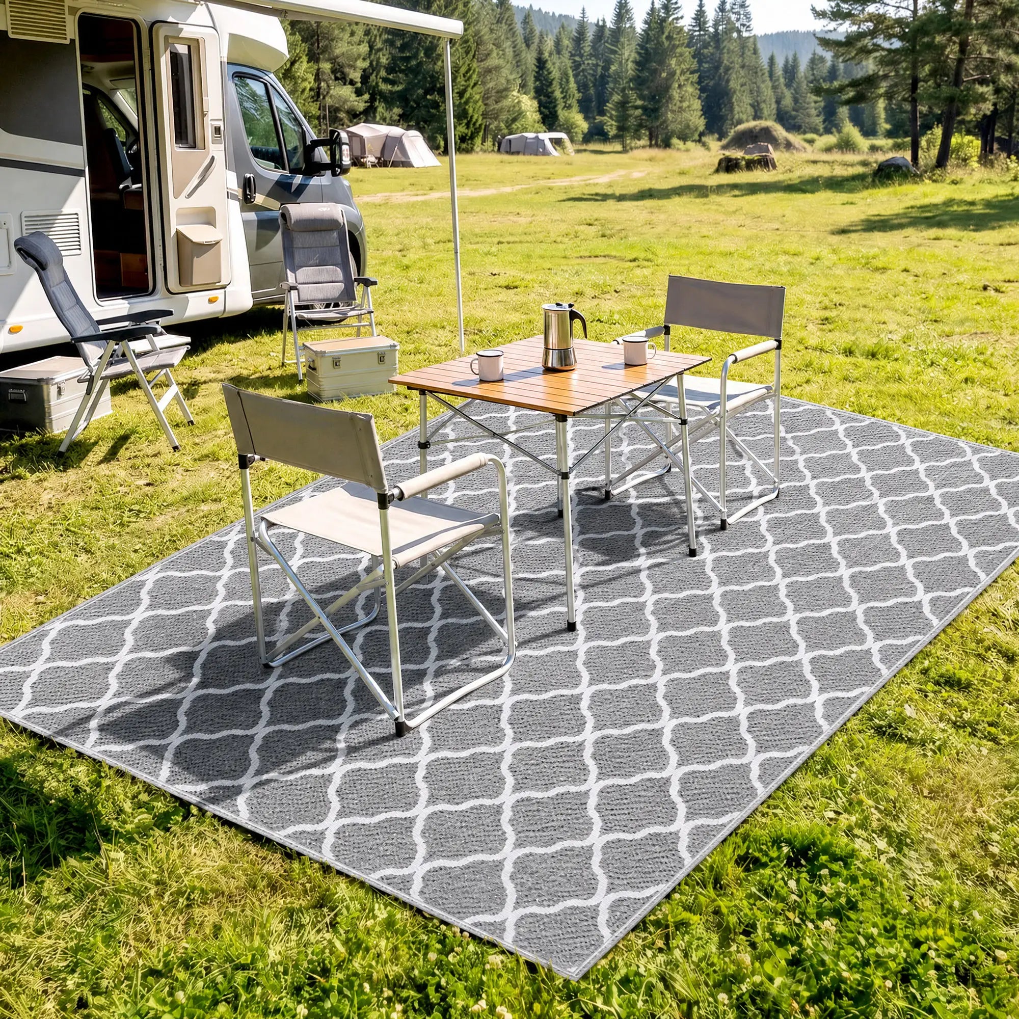 Waterproof Outdoor Rug, 6' x 9', Reversible Mat, Grey & White Outdoor Reversible Rugs at Gallery Canada