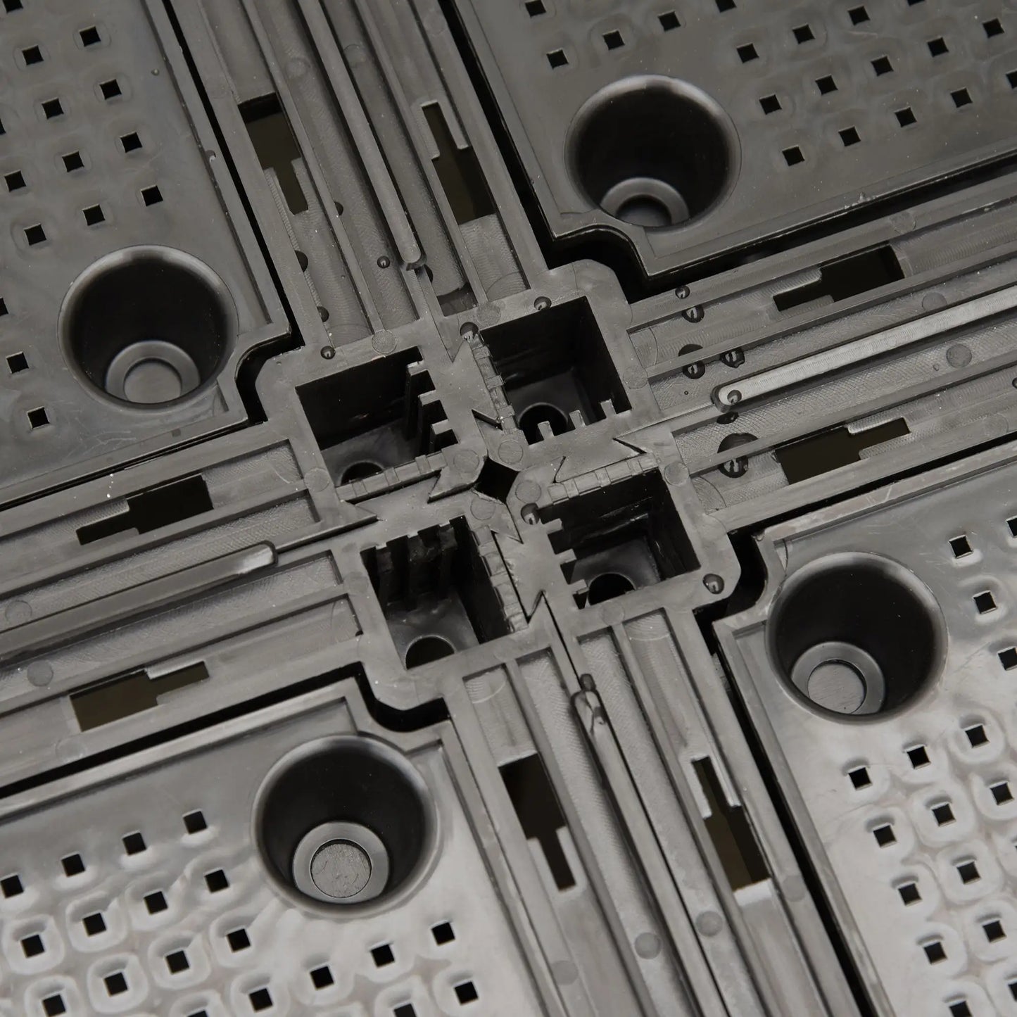 4-Piece Raised Garden Bed, PP Flower Bed, Stackable Vegetable Herb Grow Box Elevated Garden Beds at Gallery Canada