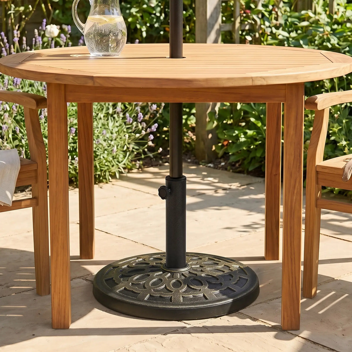 26 lbs Resin Umbrella Base, Round Market Parasol Holder, Φ1.5", Φ1.89" Pole, Bronze Umbrella Bases at Gallery Canada