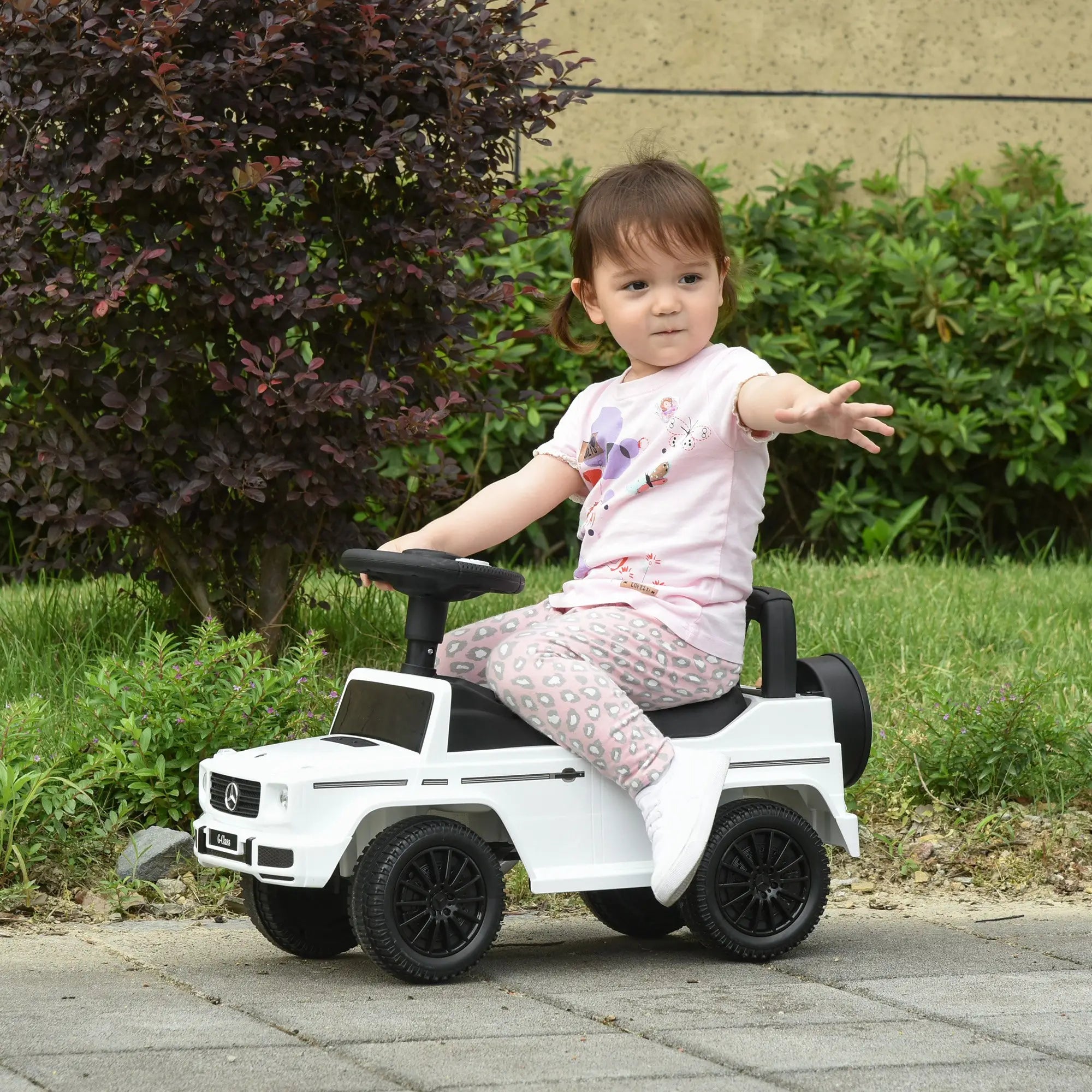Baby Toddler Push Car, Foot-to-Floor Ride-On Wheel, White Push Cars for Toddlers at Gallery Canada