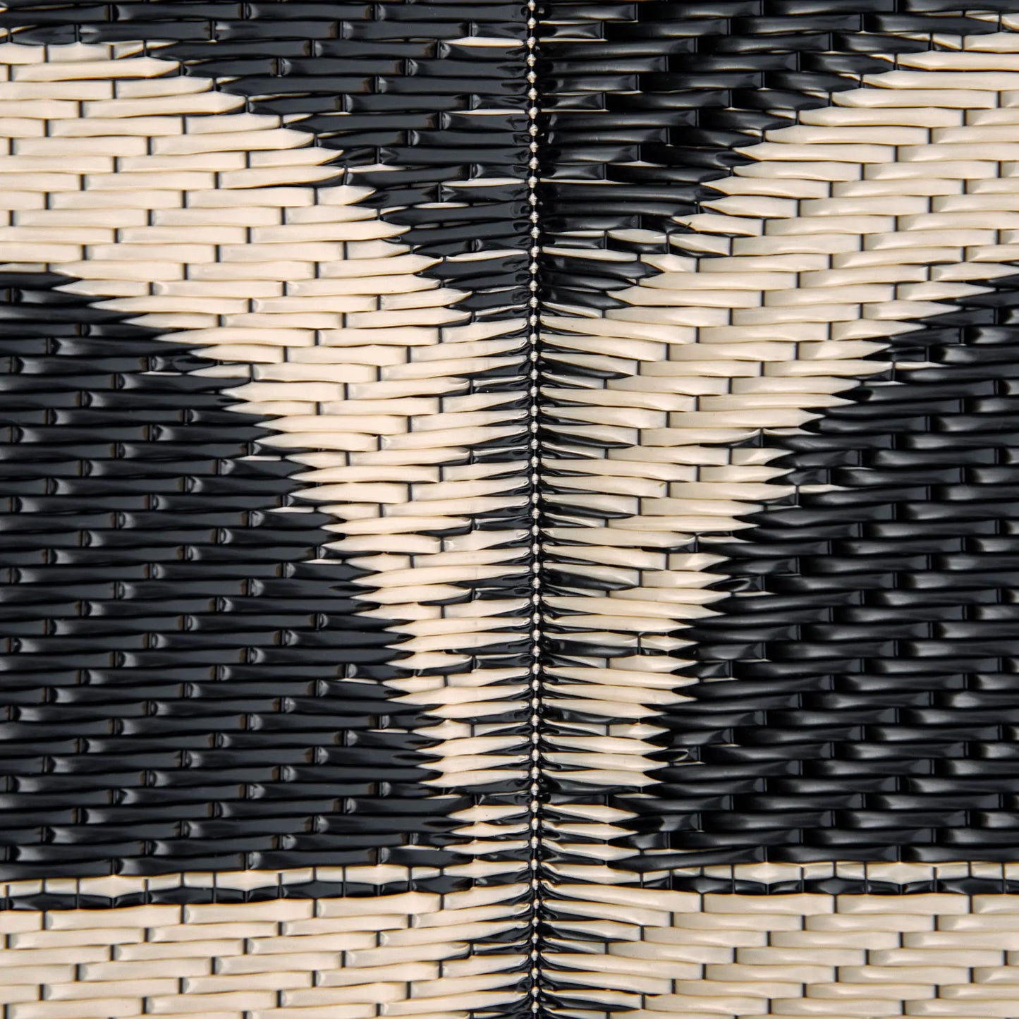 Reversible Outdoor RV Rug, 9' x 18', Patio Floor Mat, Black and Beige Outdoor Reversible Rugs at Gallery Canada