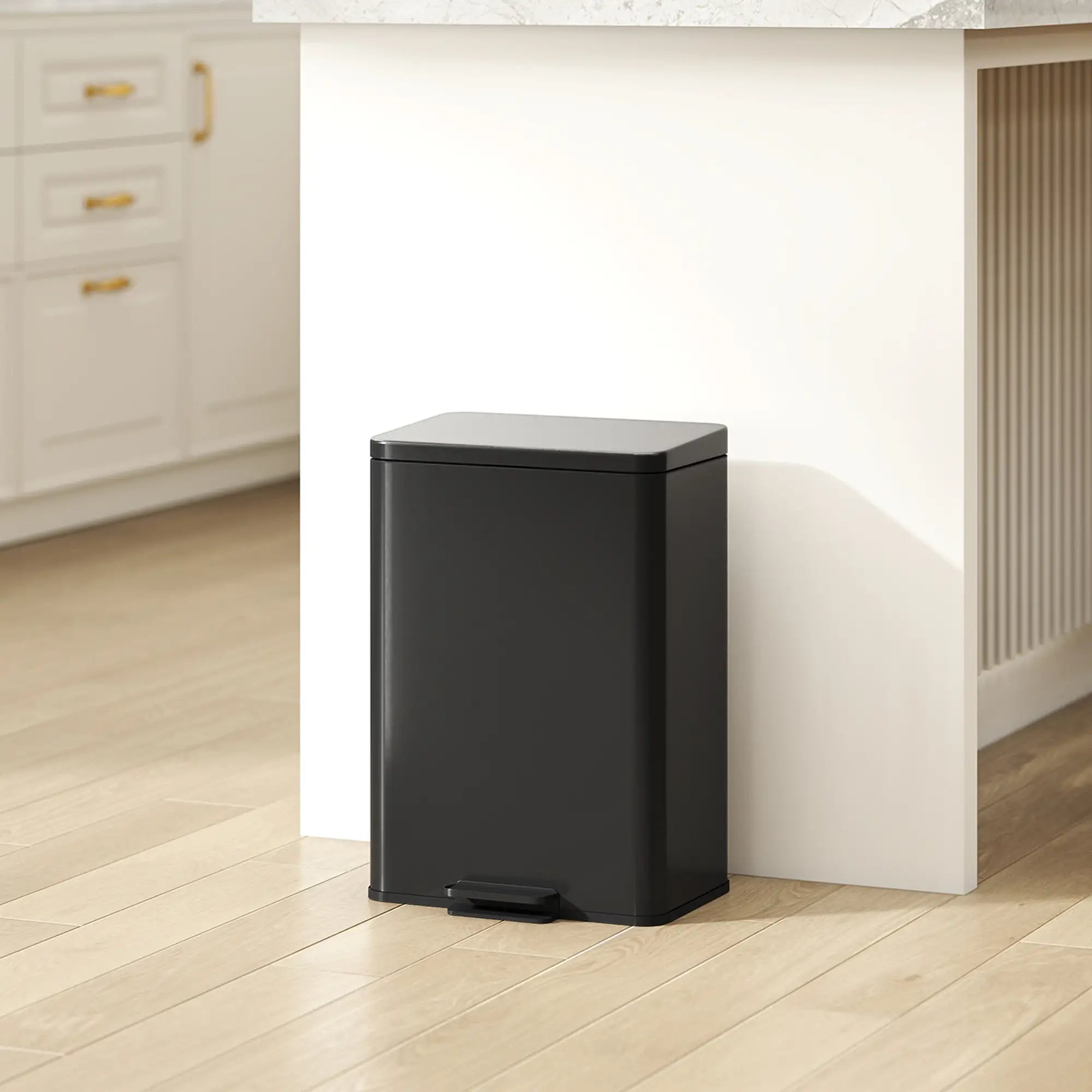 5.3 Gallon Garbage Bin with Soft Close Lid, Removable Inner Bucket, Matte Black Small Kitchen Appliances at Gallery Canada