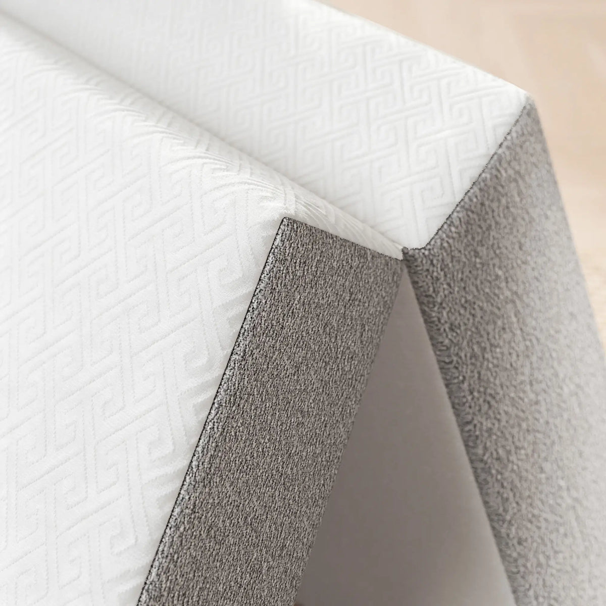 Foldable Queen Mattress, 6 Inch Tri Fold Memory Foam, Washable Cover Mattresses at Gallery Canada
