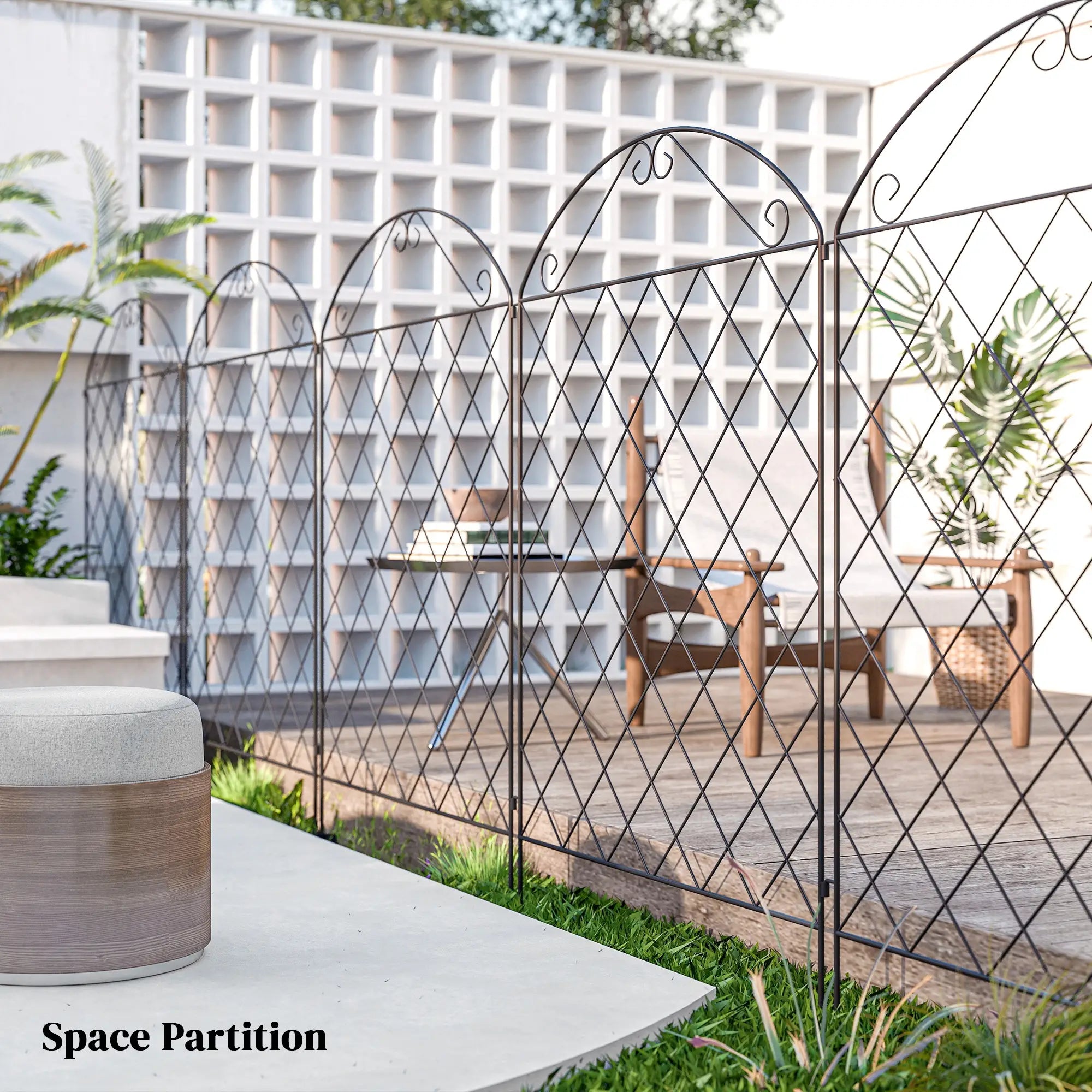 Outdoor Metal Garden Fence Panels, Animal Barrier, 4 Pack, Curved Scrollworks Garden Fences at Gallery Canada