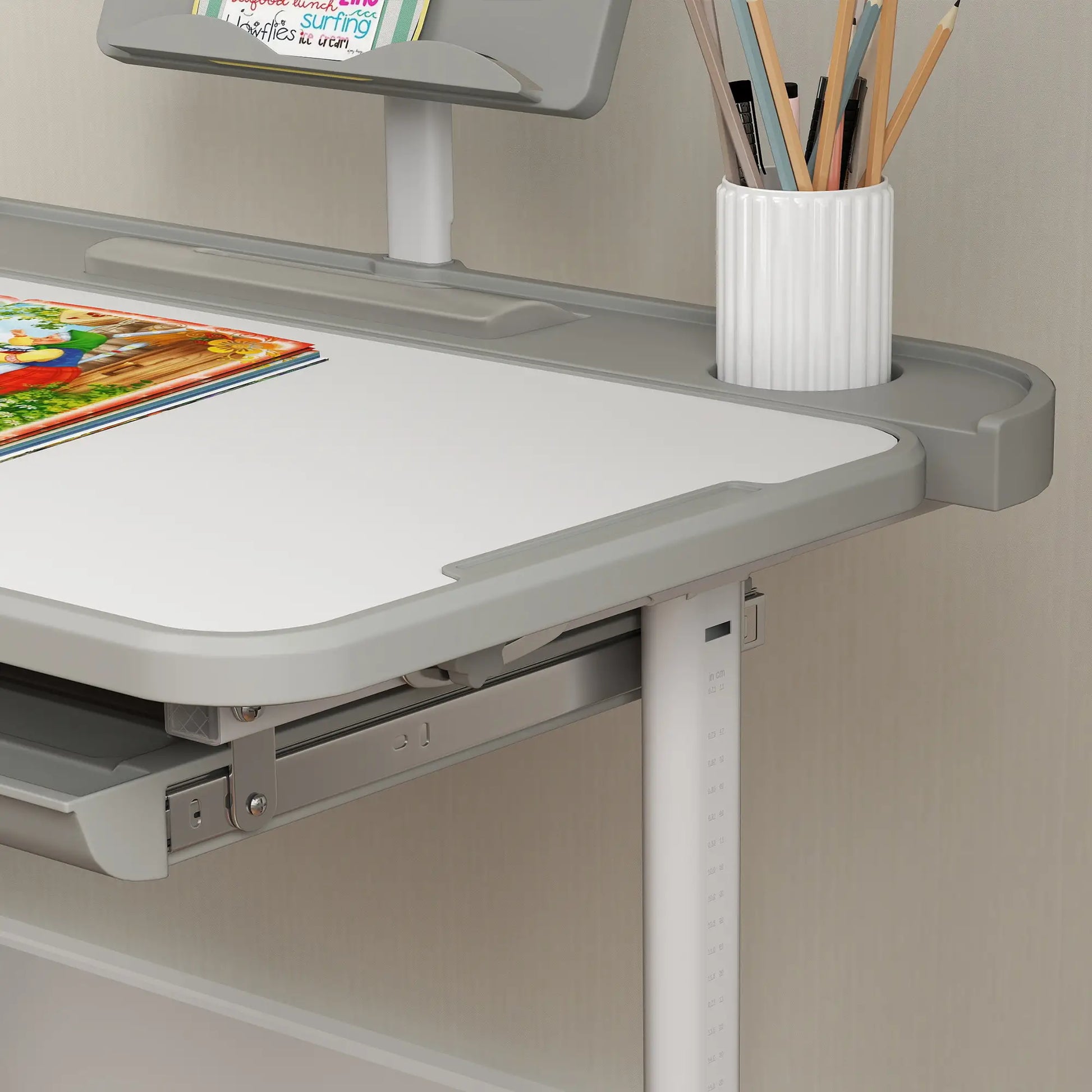 Adjustable Kids Desk and Chair Set, Student Study Table, Grey Kids Desk Sets at Gallery Canada