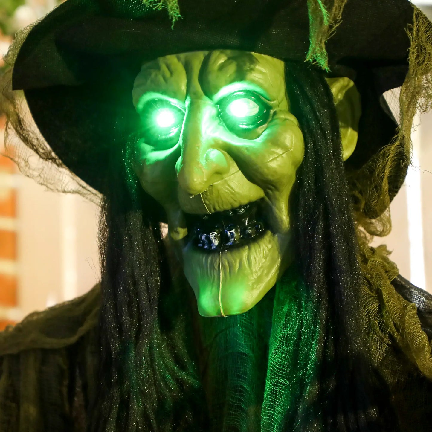 Animatronics Hanging Witch, Voice Activated, Flashing Eyes, Green Halloween Decorations at Gallery Canada