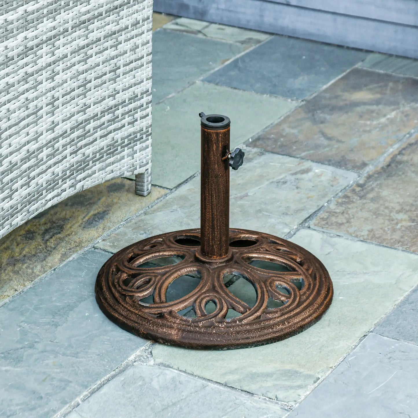 Round Cast Iron Umbrella Base Stand, Outdoor, Fit Dia. 1.5", 2" Pole, Bronze Umbrella Bases at Gallery Canada