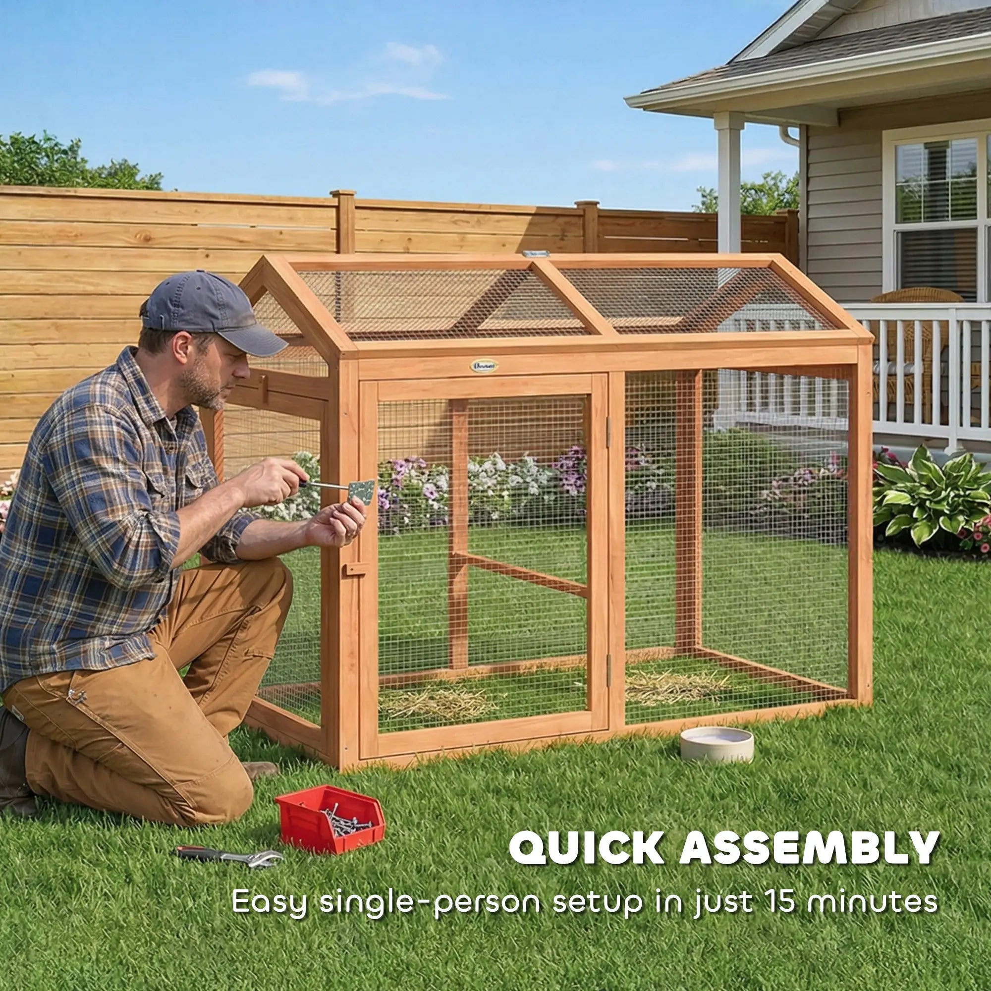 Wooden Chicken Run, Outdoor Coop With Perch, Dual Doors, Hen House Rabbit Hutch Chicken Coops at Gallery Canada