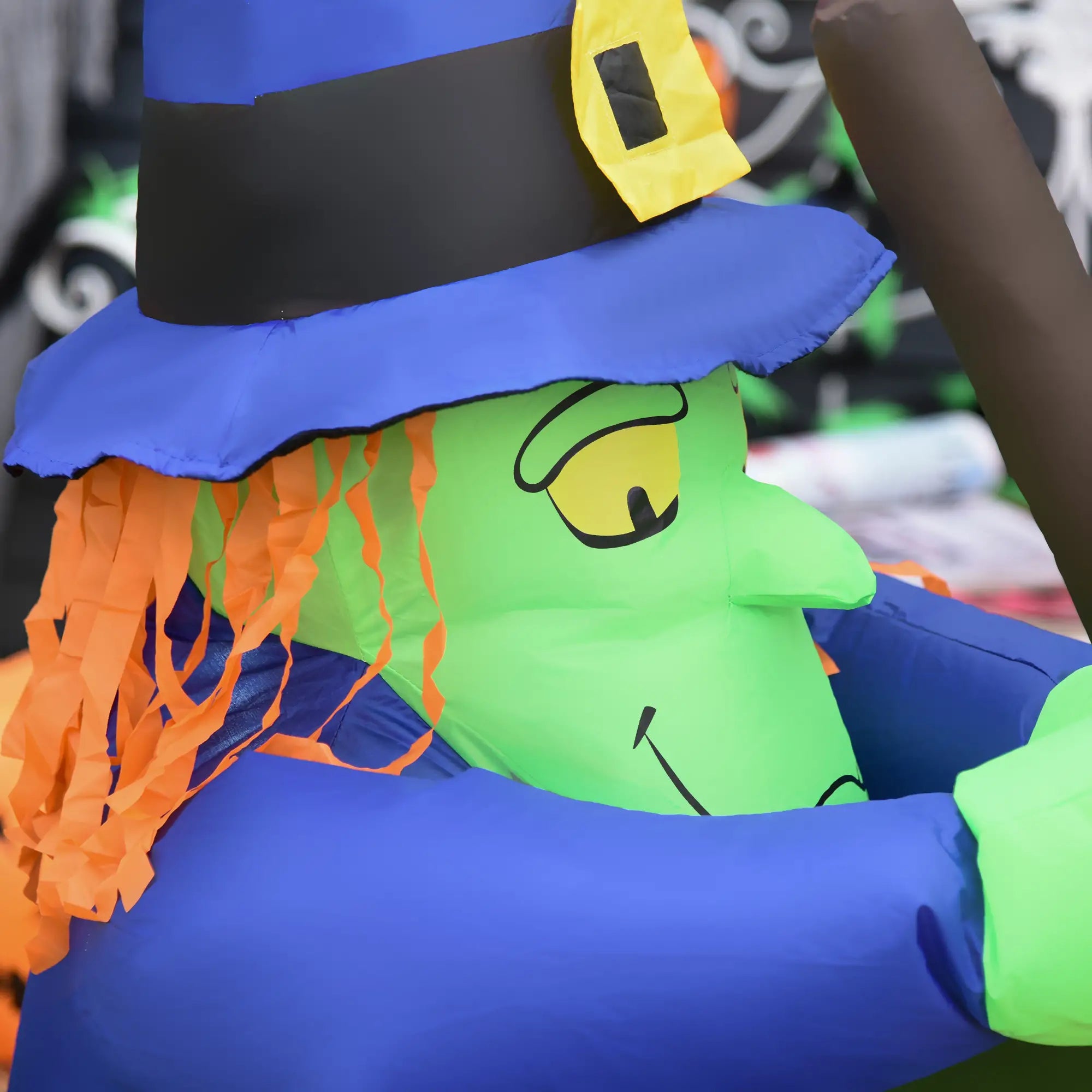 5.5ft Inflatable Halloween Witch, Potions Decoration, LED, Indoor Outdoor Halloween Decorations at Gallery Canada