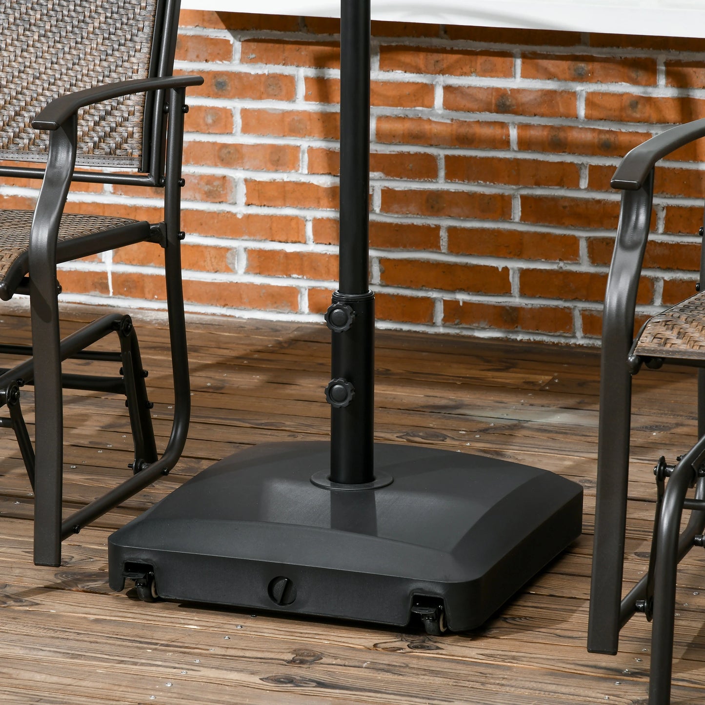 66 lb Heavy Duty Patio Umbrella Stand, Outdoor Garden Base, Black Umbrella Bases at Gallery Canada