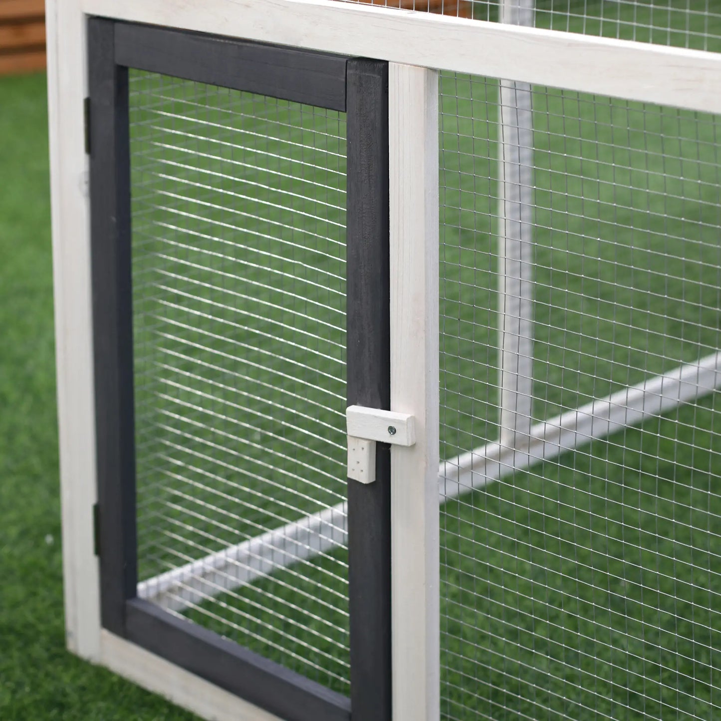 65" Wooden Chicken Coop, Rabbit Hutch with Nesting Box, Ramp Chicken Coops at Gallery Canada