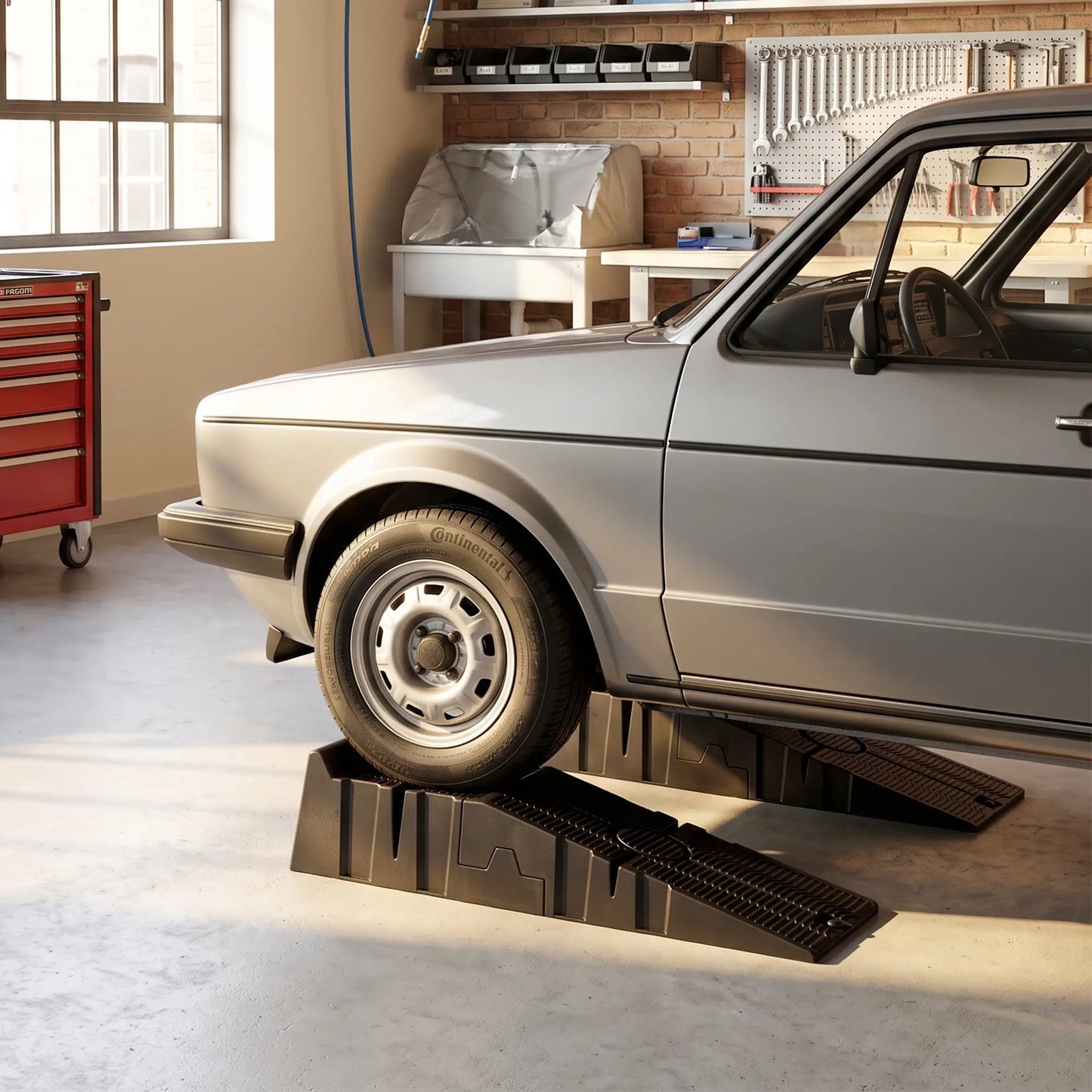 Car Ramps for Oil Changes, 6.7" High, 5500 lbs, 2PC Bike Parking Stands at Gallery Canada
