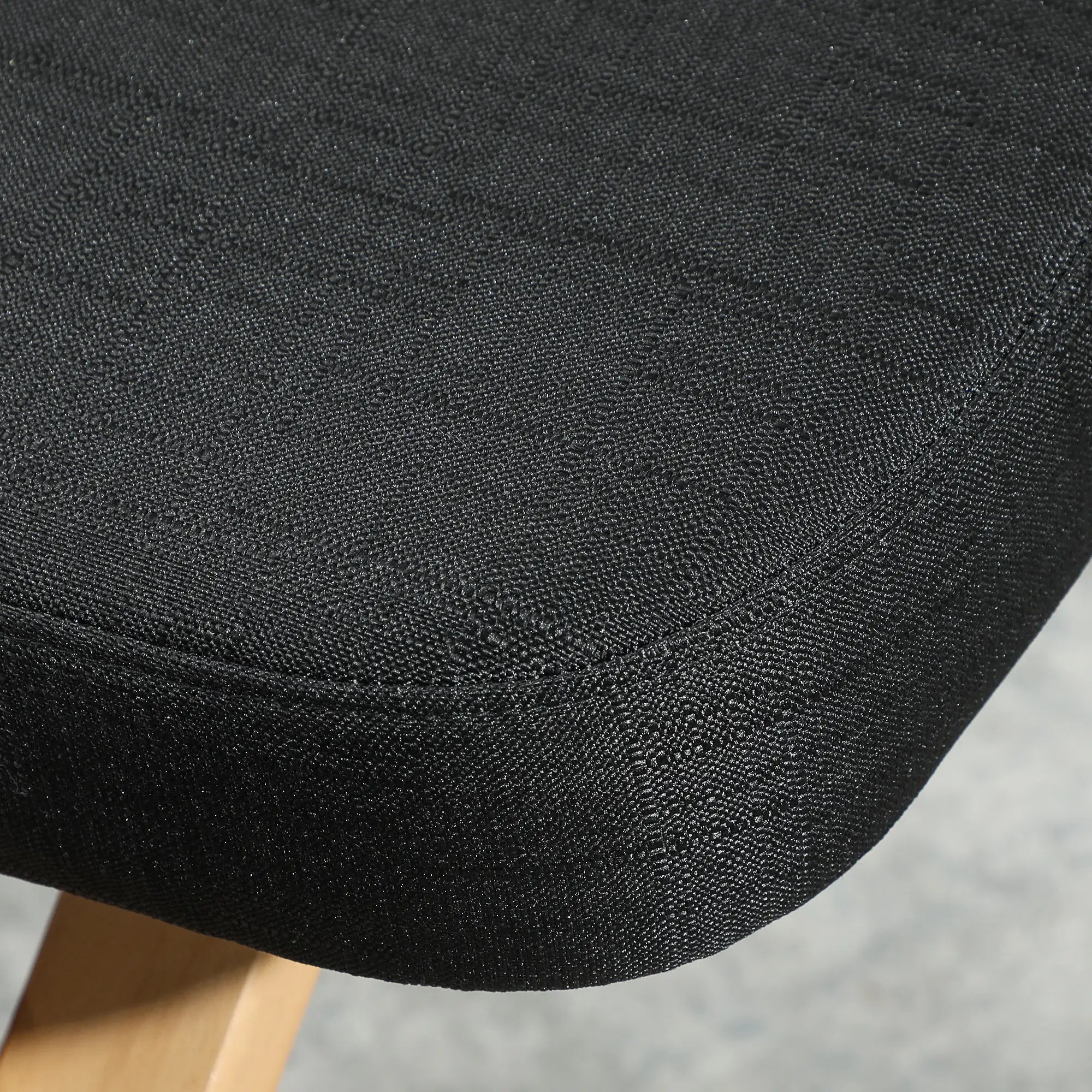 Ergonomic Kneeling Chair, Rubberwood Frame, Rolling Wheels, Black Office Chairs at Gallery Canada