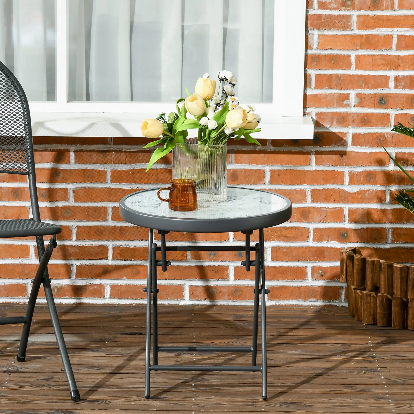 18" Outdoor Round Folding Table, Tempered Glass Top, White Patio Side Tables at Gallery Canada