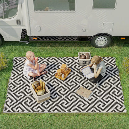 Reversible Outdoor RV Rug, Patio Floor Mat, 5' x 8', Black & White Garden Decor at Gallery Canada