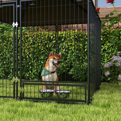 4.6' x 4.6' x 5' Outdoor Dog Kennel, Canopy, Rotating Bowls, Coffee Houses, Kennels & Pens at Gallery Canada