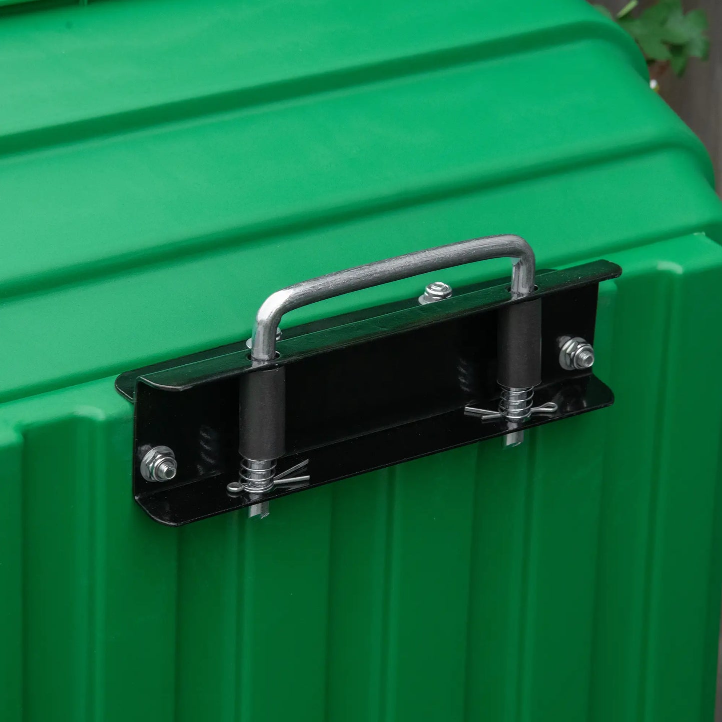 Heavy Duty Garden Dump Cart, 440lbs, Steel Frame, 12" Pneumatic Tires, Green Folding Garden Carts at Gallery Canada