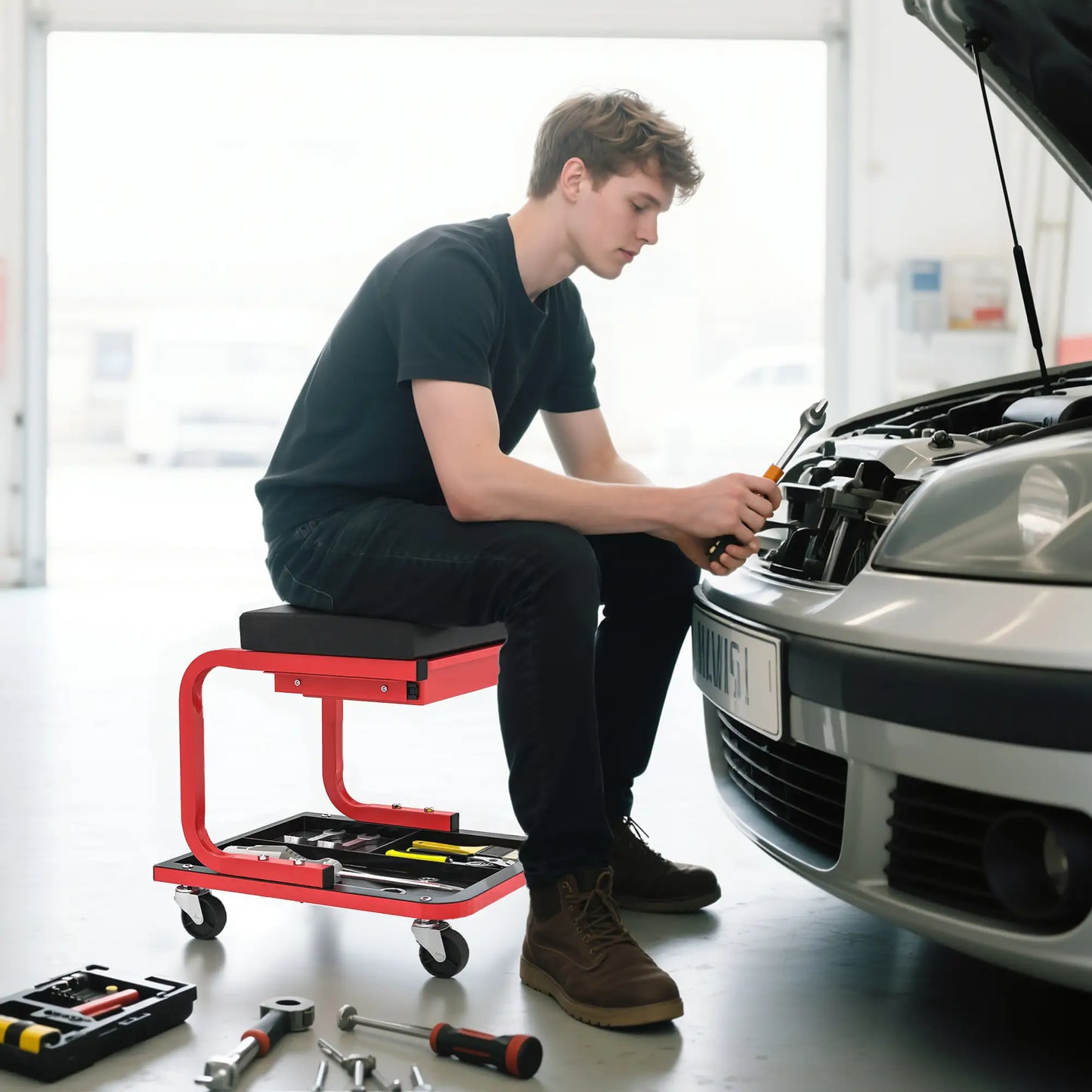Rolling Garage Stool, 300 LBS Capacity, Tool Trays, Drawer, Black Automotive at Gallery Canada