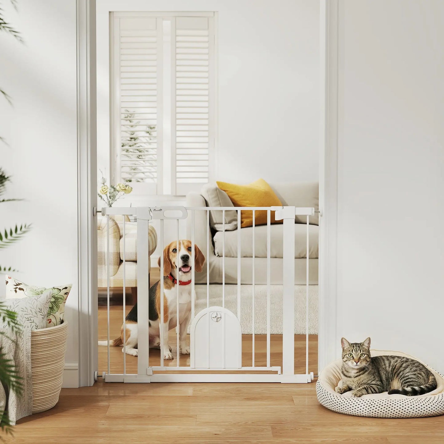 30"-41" Extra Wide Pet Gate, Small Door, 30"H, White Houses, Kennels & Pens at Gallery Canada