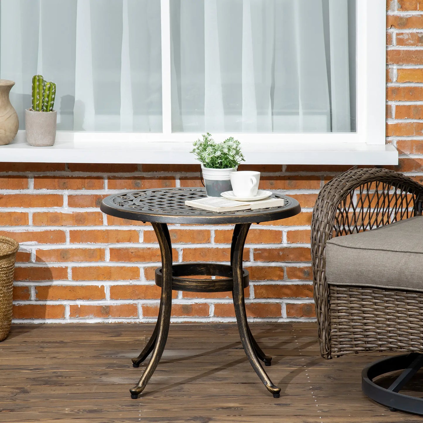 23.6" Round Outdoor Side Table, Cast Aluminum Frame, Bronze Patio Side Tables at Gallery Canada