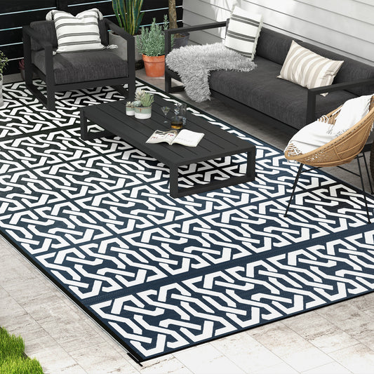 Reversible Outdoor Rug Waterproof Plastic Straw RV Rug with Carry Bag, 9' x 18', Black and White Chain - Gallery Canada